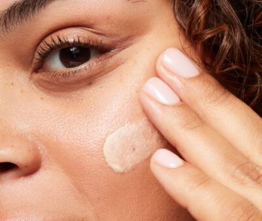 SkinCeuticals Advanced Brightening UV Defense SPF50.50ml. Αντηλιακό Κατά των Κηλίδων.