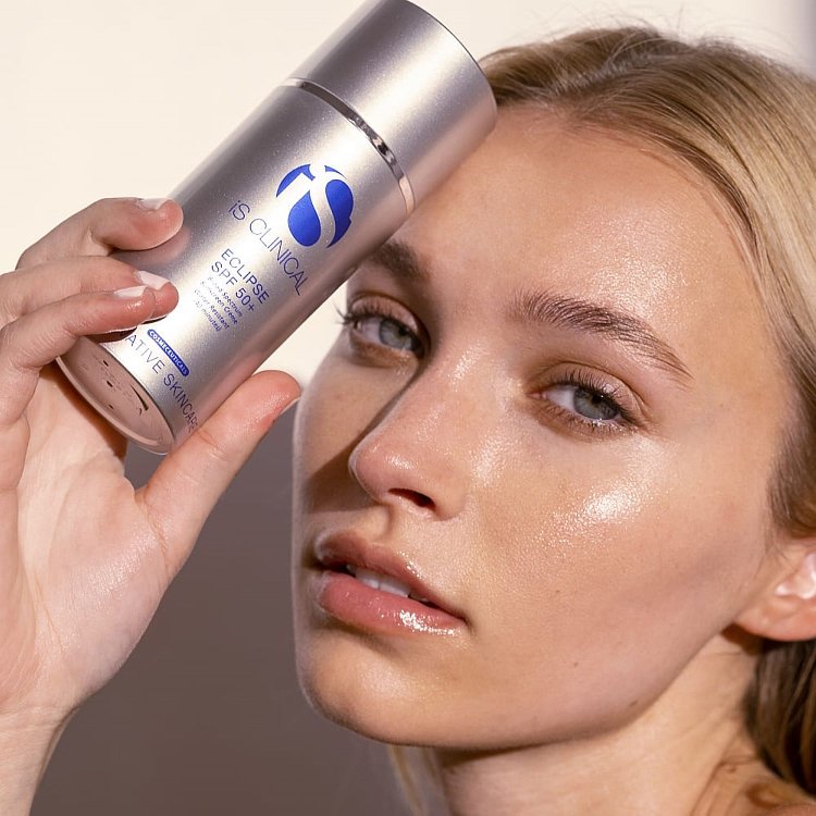 Is Clinical Eclipse SPF 50+ 100ml.Αντηλιακή Προστασία Προσώπου SPF 50+